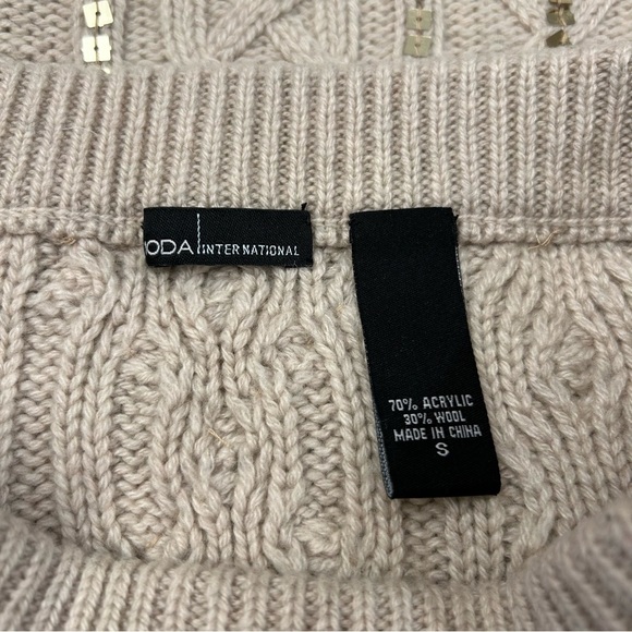 VS MODA International Knit Embellished Sweater Mini Skirt Ivory Size Small - Picture 9 of 9